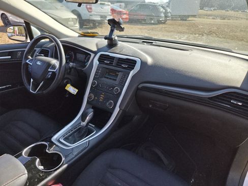 Used 2015 Ford Fusion SE w/ Equipment Group 201A image 14
