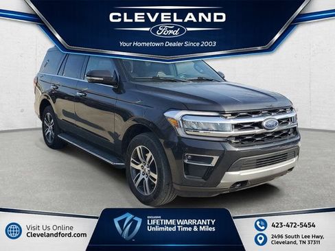 Used 2023 Ford Expedition Limited AWD/4WD image 1