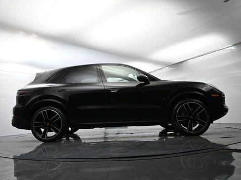 Certified 2023 Porsche Cayenne image 54