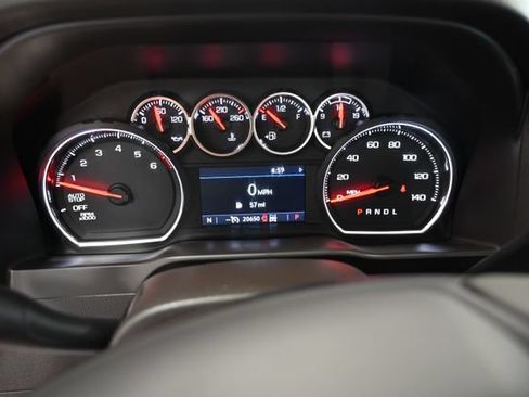 Used 2020 Chevrolet Silverado 1500 LT Trail Boss AWD/4WD image 31