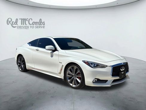 Used 2018 INFINITI Q60 Red Sport 400 w/ Sensory Package 3.0T Sport image 7