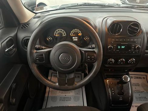 Used 2016 Jeep Patriot Sport AWD/4WD image 21