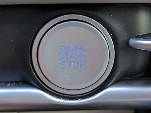 Certified 2025 Hyundai Tucson SE image 31