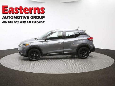 Used 2020 Nissan Kicks SR FWD image 56