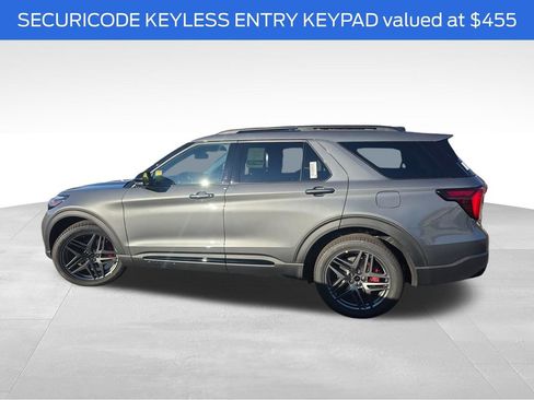 New 2026 Ford Explorer ST image 5
