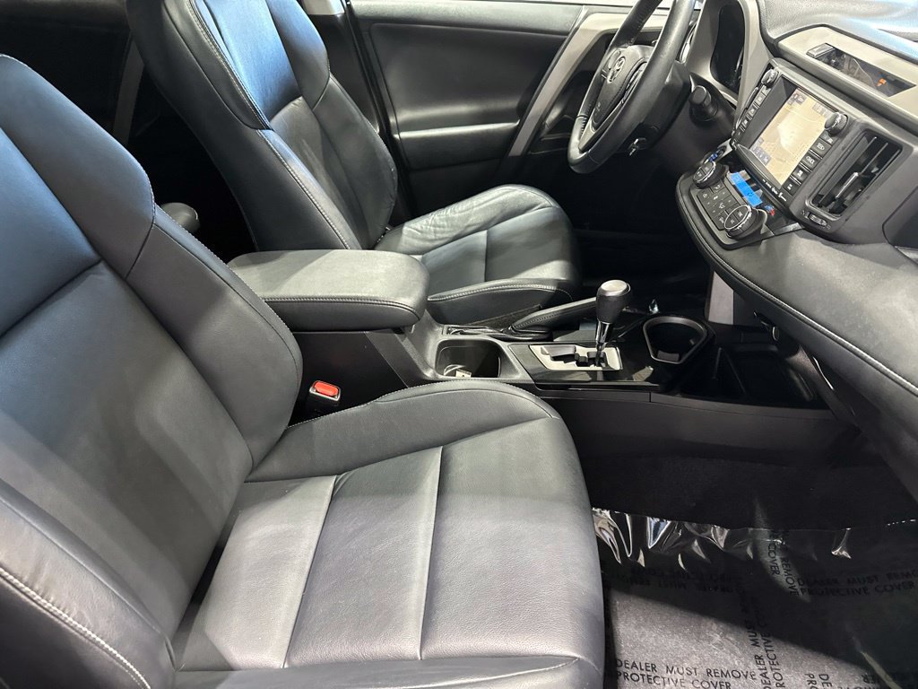 Used 2016 Toyota RAV4 Limited w/ Advanced Technology Package AWD/4WD image 20