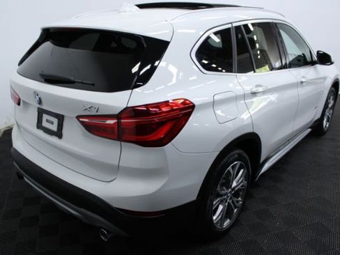 Used 2017 BMW X1 xDrive28i image 9