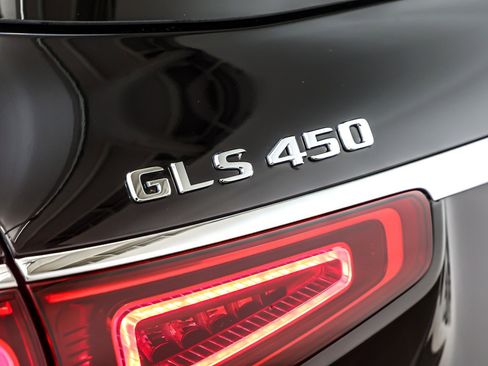 Certified 2023 Mercedes-Benz GLS 450 4MATIC image 10