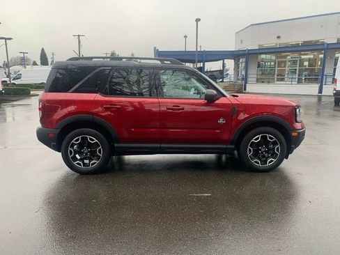 Certified 2025 Ford Bronco Sport Outer Banks w/ Outer Banks Tech Package+ image 8