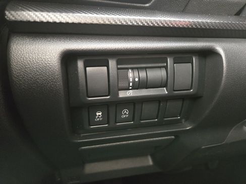 Used 2023 Subaru Crosstrek 2.0i Premium image 24