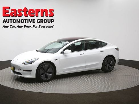 Used 2019 Tesla Model 3 Standard Range image 52