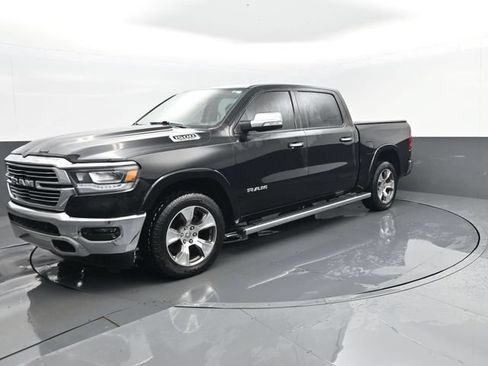 Used 2020 RAM 1500 Laramie AWD/4WD image 2