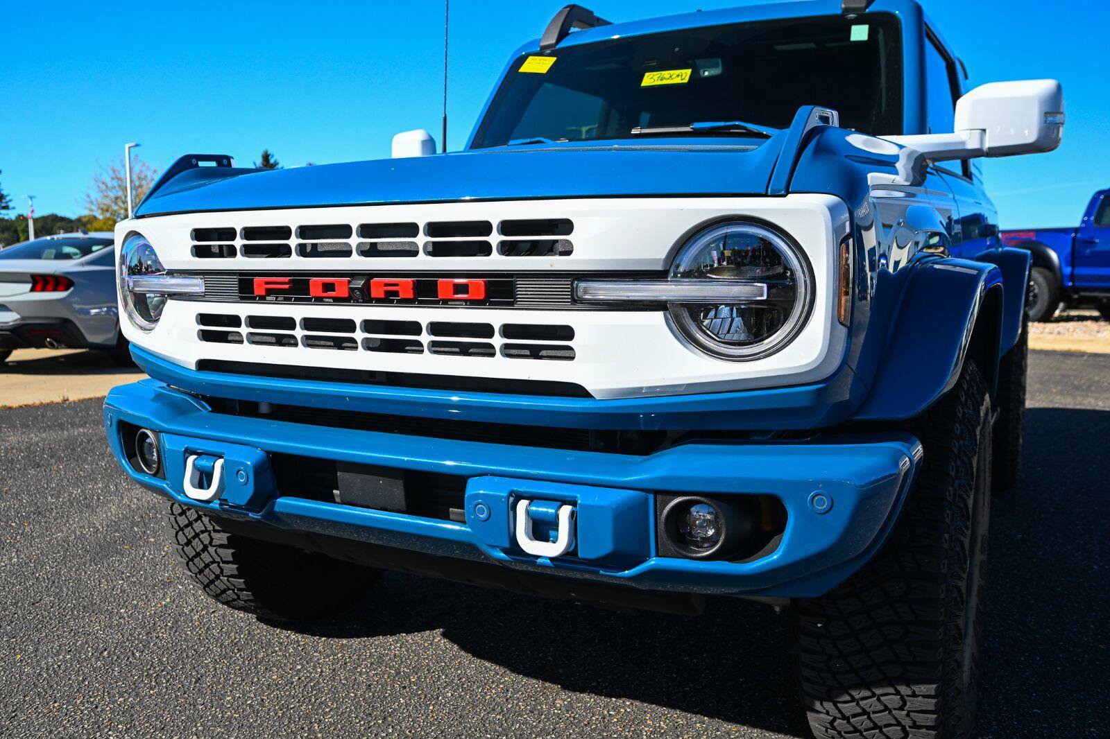 Used 2024 Ford Bronco Heritage Edition AWD/4WD image 11