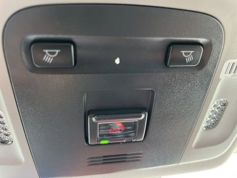 Used 2024 Toyota Camry SE image 36