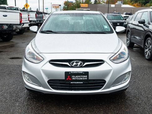 Used 2014 Hyundai Accent GLS w/ Option Group 2 image 2