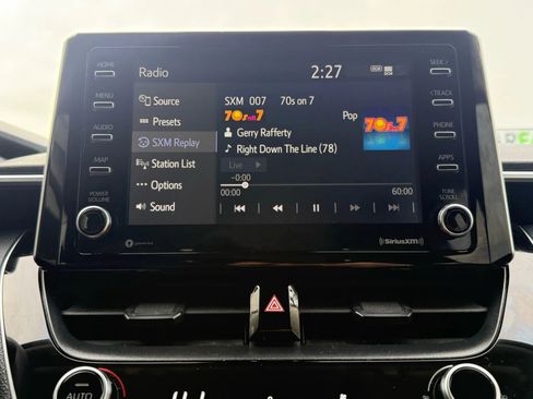 Used 2021 Toyota Corolla LE image 33