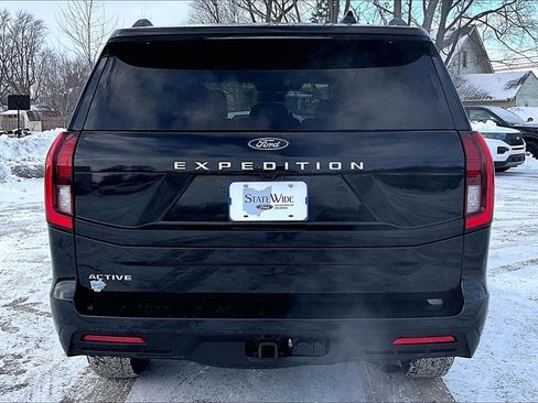 Used 2025 Ford Expedition Active image 8