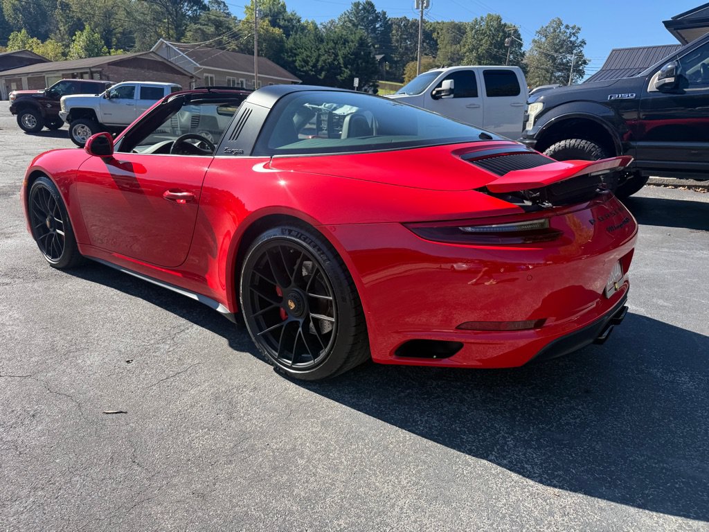 Used 2019 Porsche 911 Targa 4S AWD/4WD image 10