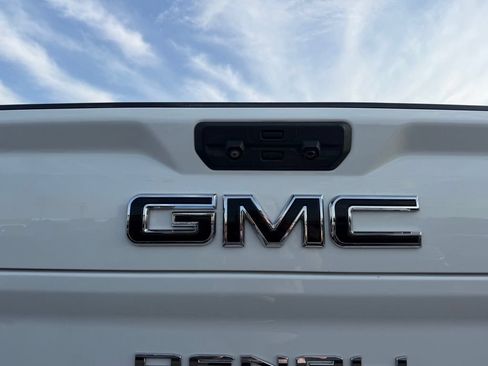 Used 2020 GMC Sierra 3500 Denali w/ Denali Ultimate Package AWD/4WD image 17