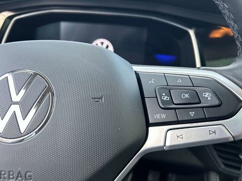 Used 2022 Volkswagen Jetta SE image 23