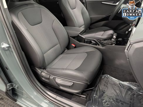 Certified 2025 Kia Niro EX Touring FWD image 35