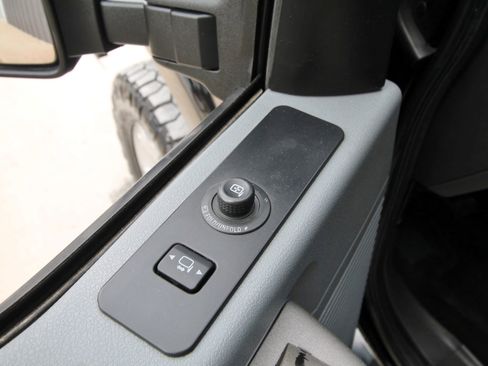 Used 2016 Ford F350 XLT w/ XLT Value Package image 21