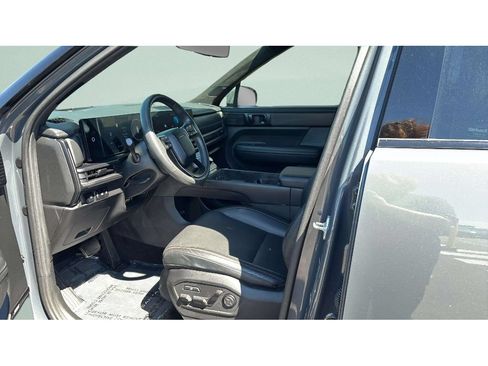 Certified 2024 Hyundai Santa Fe Calligraphy AWD/4WD image 9