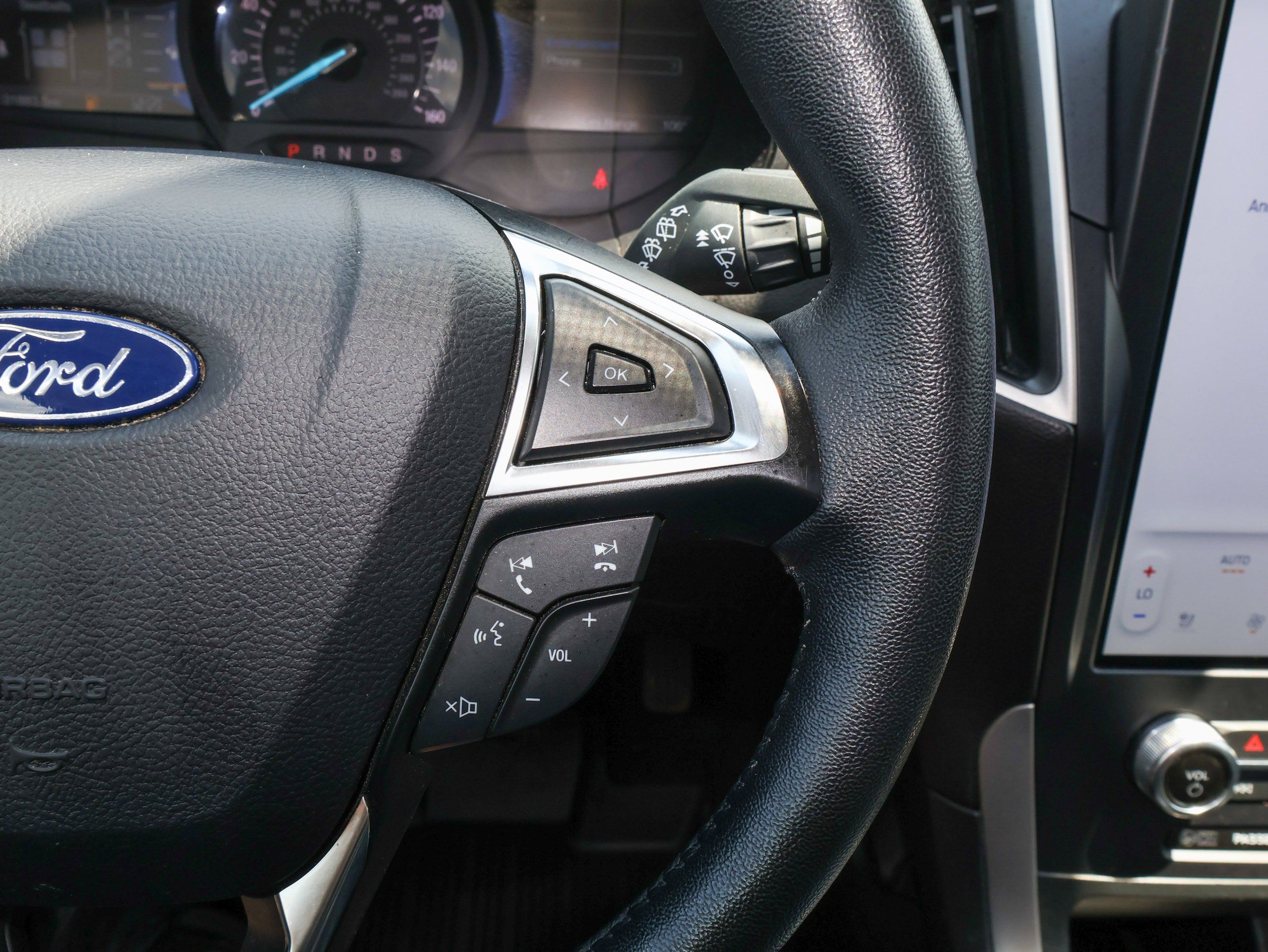 Used 2024 Ford Edge SEL w/ Convenience Package AWD/4WD image 26
