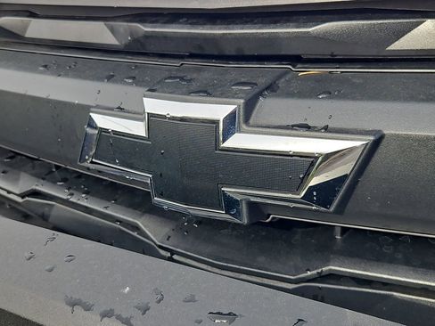 Used 2025 Chevrolet Colorado Trail Boss w/ Off-Road Front Bumper Package image 25