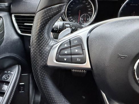 Used 2018 Mercedes-Benz GLE 43 AMG GLE 43 Sport Utility 4D image 19