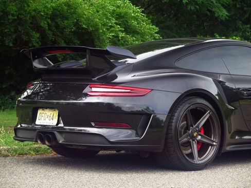 Used 2014 Porsche 911 Turbo S AWD/4WD image 11