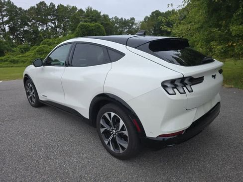 Used 2021 Ford Mustang Mach-E Premium image 8