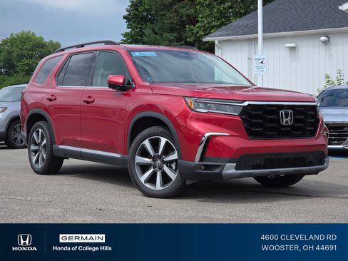 Used 2024 Honda Pilot Elite image 3