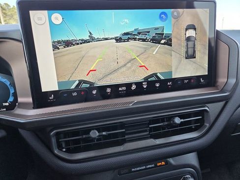 New 2025 Ford Bronco Sport Outer Banks w/ Outer Banks Tech Package+ AWD/4WD image 8