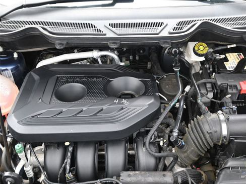 Used 2021 Ford EcoSport S image 10