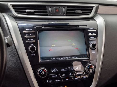 Used 2023 Nissan Murano SV FWD image 14