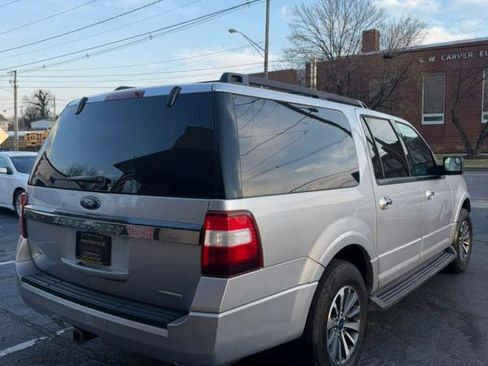 Used 2017 Ford Expedition EL XLT image 4