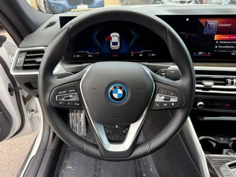 Used 2023 BMW i4 eDrive40 w/ Premium Package RWD image 24