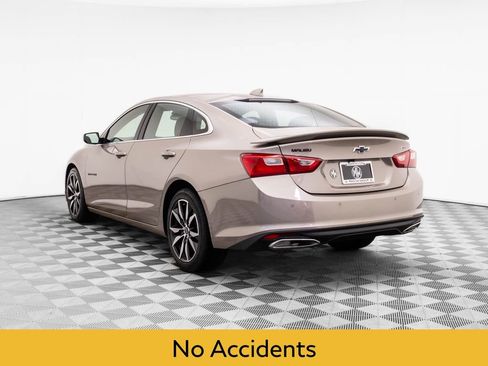 Used 2025 Chevrolet Malibu RS w/ LPO, Floor Liner Package image 3