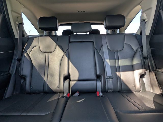 Used 2022 Kia Sorento S w/ Panoramic Sunroof Package AWD/4WD image 30