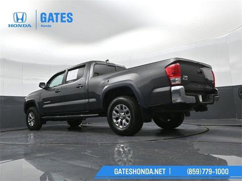 Used 2017 Toyota Tacoma SR5 image 49