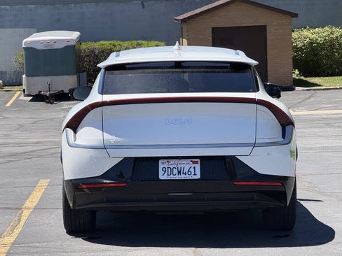 Used 2022 Kia EV6 Wind w/ Wind Technology Package AWD/4WD image 6