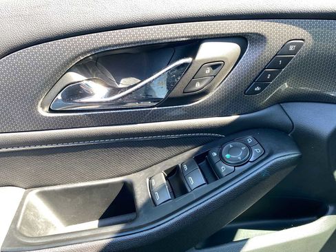 Used 2023 Chevrolet Traverse Premier w/ Redline Edition image 35