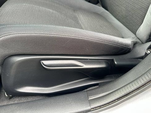 Used 2019 Honda Insight EX image 16