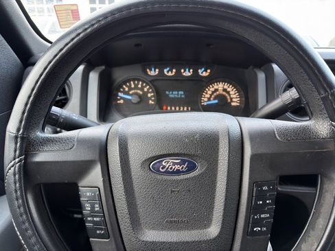 Used 2011 Ford F150 XL w/ Communications Pkg image 10