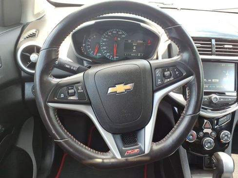Used 2017 Chevrolet Sonic LT w/ Fun and Sun Package FWD image 20