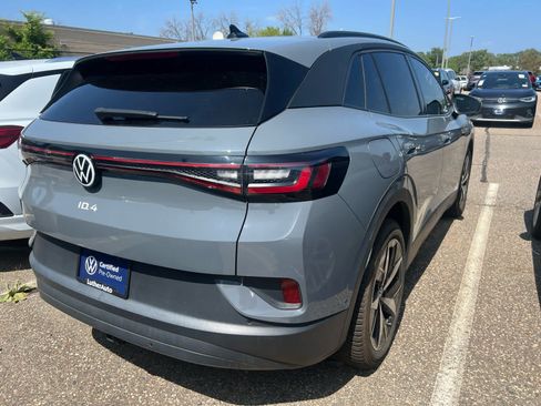 Used 2023 Volkswagen ID.4 Pro S AWD/4WD image 3