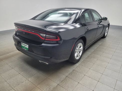 Used 2022 Dodge Charger SXT RWD image 9
