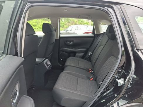 Used 2023 Honda HR-V LX image 10