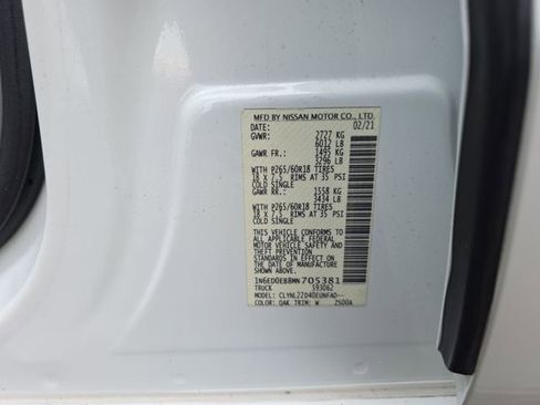 Used 2021 Nissan Frontier SV w/ Midnight Edition Floor Mats AWD/4WD image 18